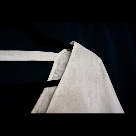 Zara white ruffled too long sleeve - Picture 3 of 4